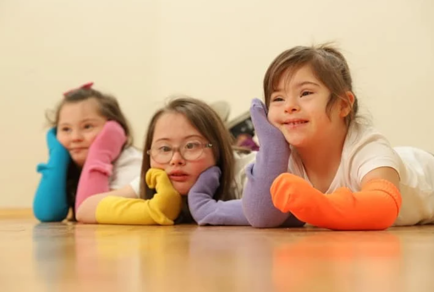 Suriye'de Down sendromlu çocuklar için bir defile izleyin